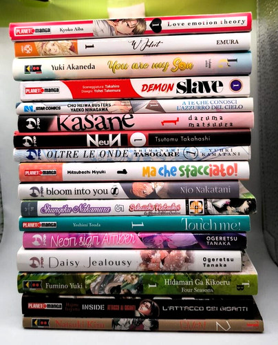Lot mangas mistes japonais - 17,