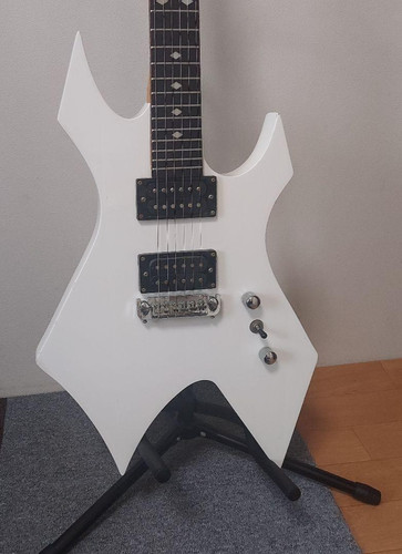 Corps de guitare - b.c.,