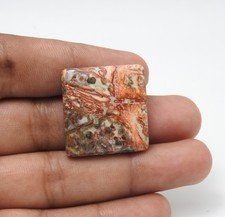 Pendentif cabines pierres