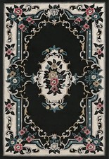 Tapis floral touffeté à la