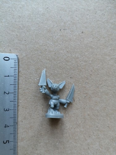Animatronic miniature reaper - animatronic,