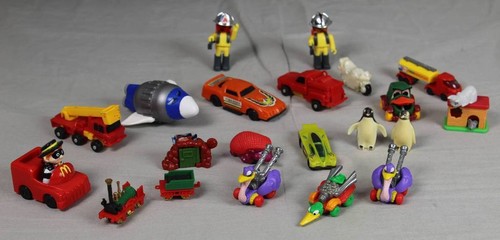 Lot jouets figurines - , +