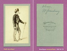 CDV FIETTA à STRASBOURG : HOMME EN COSTUME TRADITIONNEL ALSACIEN, ALSACE -M73