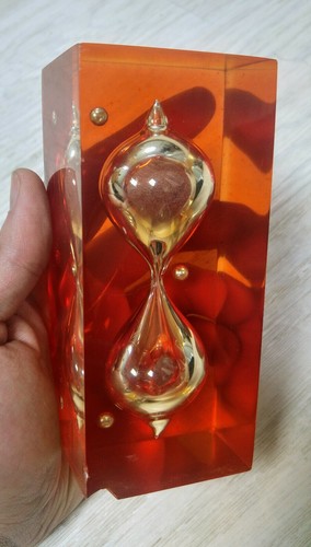 Sculpture sablier verre - en,