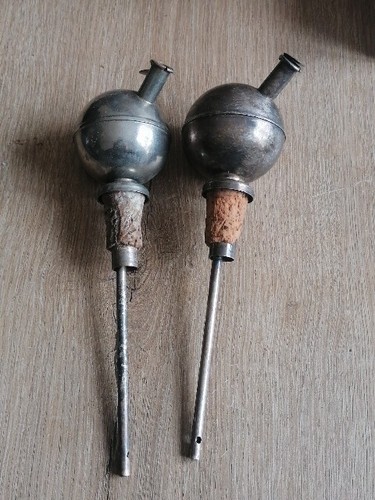 Lot ancien bouchon doseur - doseur, avec
