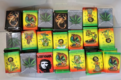 Lot etuis boîtes à - lot, 90