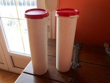 2 TUPPERWARE à Spaghettis