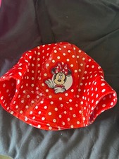 RAVISSANT BONNET DE PLUIE