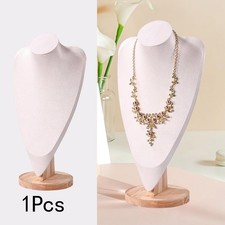 Collier chaîne bijoux buste