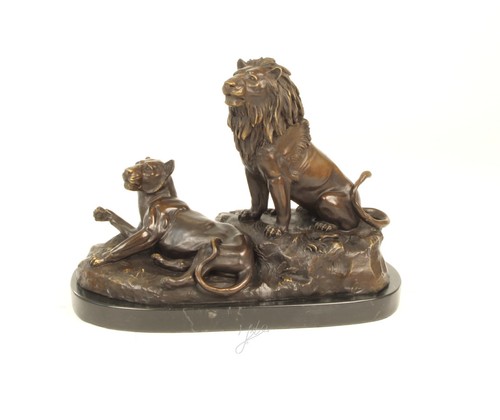 Sculpture bronze figurine - sculpture,