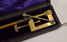 Chambre claire pour dessinateur par Moreau, circa 1870