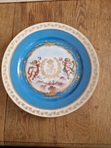 Superbe assiette porcelaine - superbe,