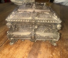 Coffret à bijoux en bronze