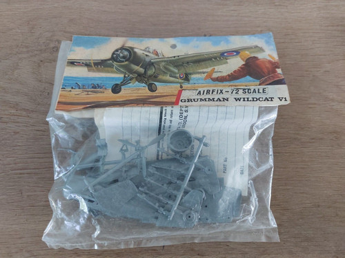 Airfix grumman wildcat - airfix, v1