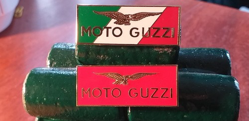 Pin moto guzzi - guzzi,