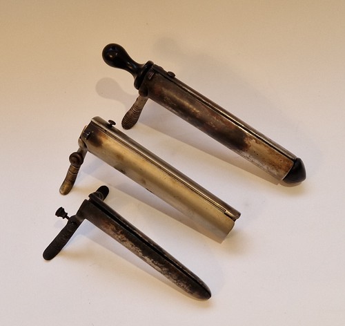 Speculums trois valves de - speculums,