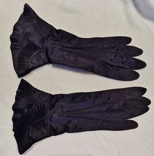 Gants anciens - Paire de gants rétro .