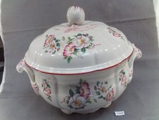 Ancienne soupière en faïence