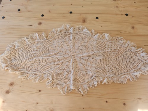 Grand napperon ancien - , crochet