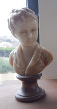 buste enfant en cire sur socle