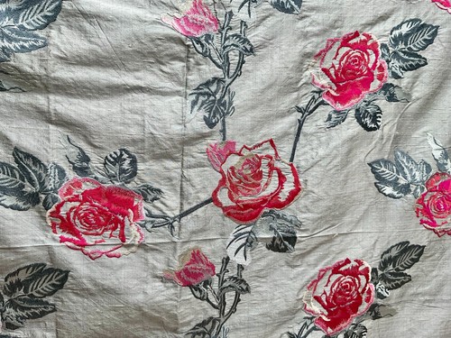 Soie brodée argent motif - brodée, de