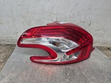 Feu arriere principal gauche