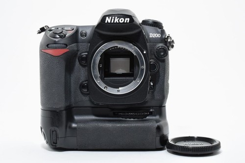 Nikon d200 body mb - body, mb-d200
