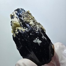 Spécimen rare de tourmaline