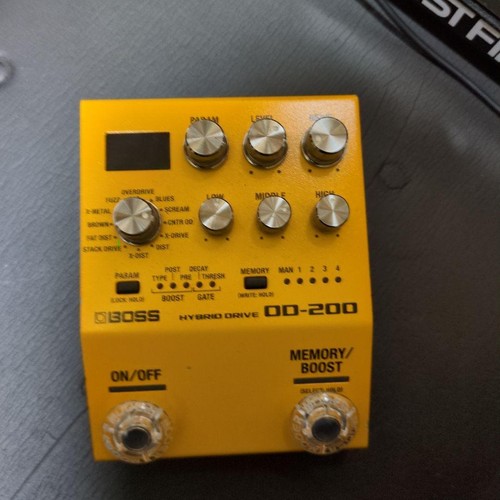 Effet guitare boss 200 - effet,
