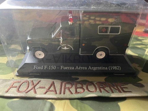Vehicule ford 150 ambulance - ford,