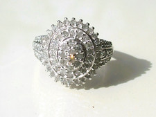 TRES BELLE BAGUE en ARGENT