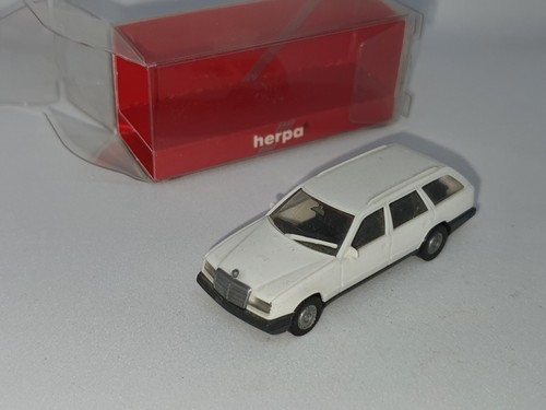 Mercedes 300 blanche herpa - 300, te