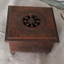 Coffre Breton en bois. ancienne boite. année 50