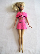 BARBIE en ENSEMBLE ROSE FLUO +
