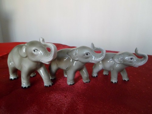 Lot eléphants figurine - de,