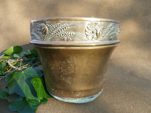 Ancien cache pot - pot,