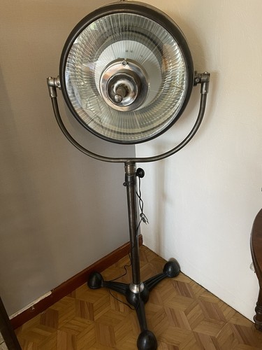 Ancienne lampe scialytique - , de