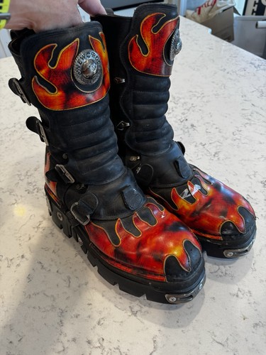 New rock 591 - red, flame