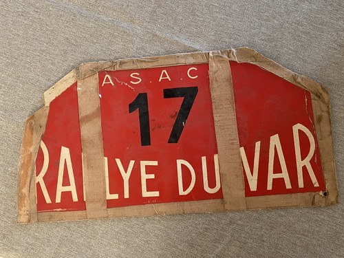 Automobilia plaque carton