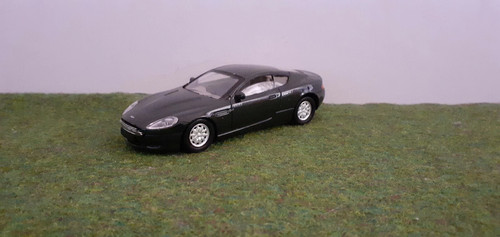 Aston martin db9 - aston, foncé