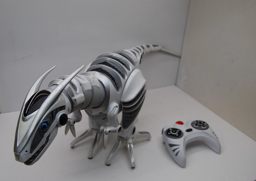 Wowwee white interactive - white,