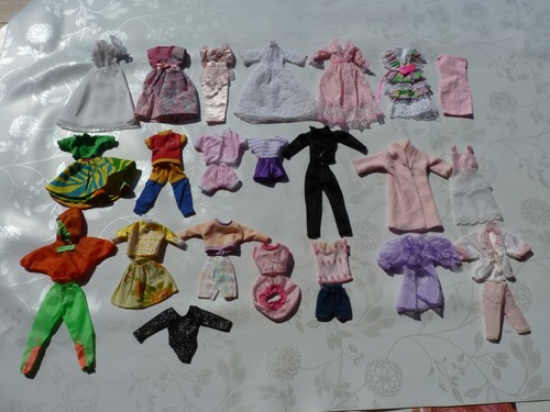 Lot tenues clone barbie - tenues,