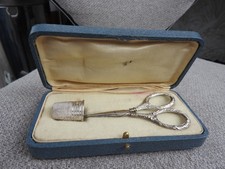 nécessaire couture ancien Paire de Ciseaux à Broder DE à coudre Argent BRODEUSE