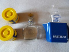 LOT PUBLICITAIRE RICARD  BOITE A GLACONS BOUCHON Siglé et carraffes