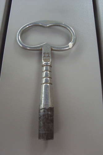 Ancienne cle clef remontoir - clef,