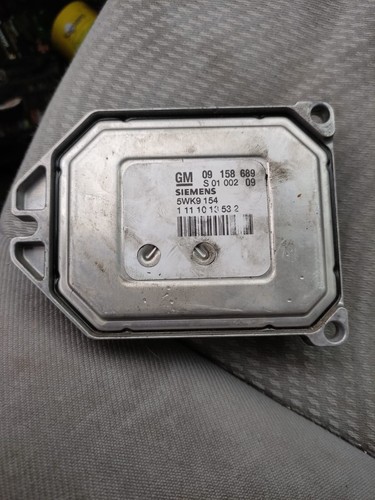 Calculateur moteur opel vectra - calculateur,