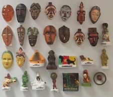 Lot de 29 Fèves Masques