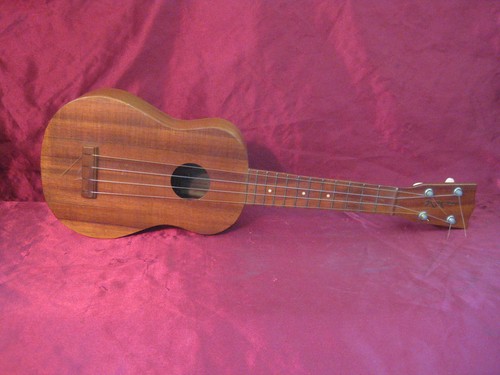 Vintage kamaka gold label - vintage,