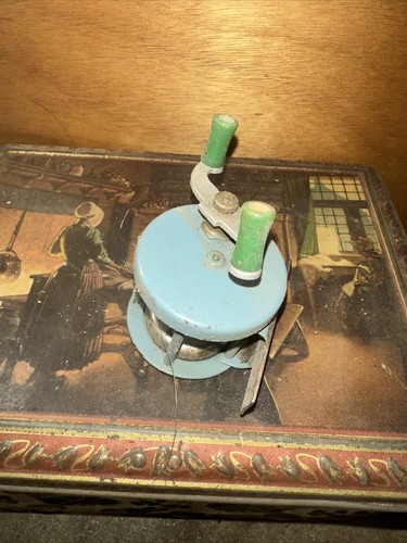 Ancien moulinet pêche bleu - moulinet,