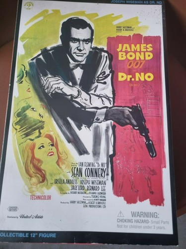 James bond 007 sideshow - james,